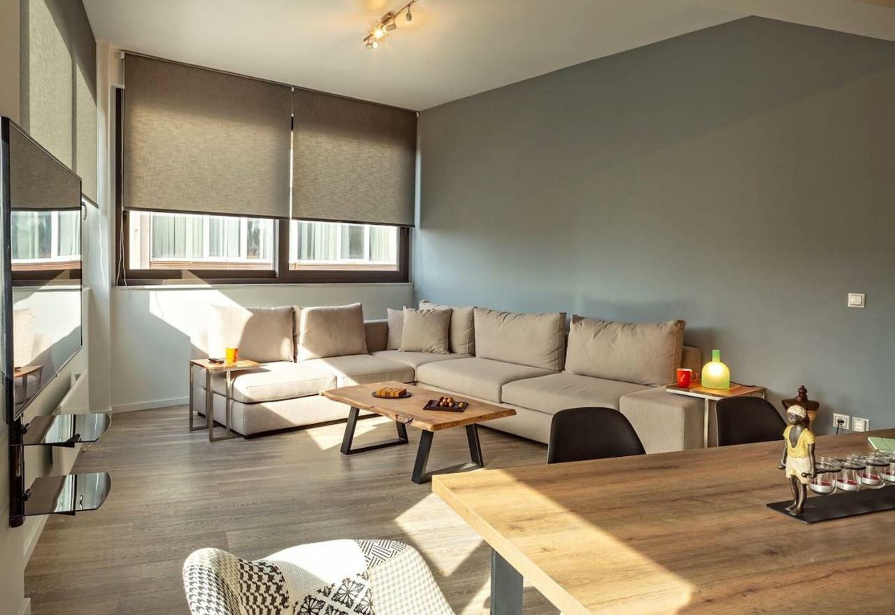 The Apartment 2 Bdrs/2 Baths Luxury Residence เอเธนส์ ภายนอก รูปภาพ