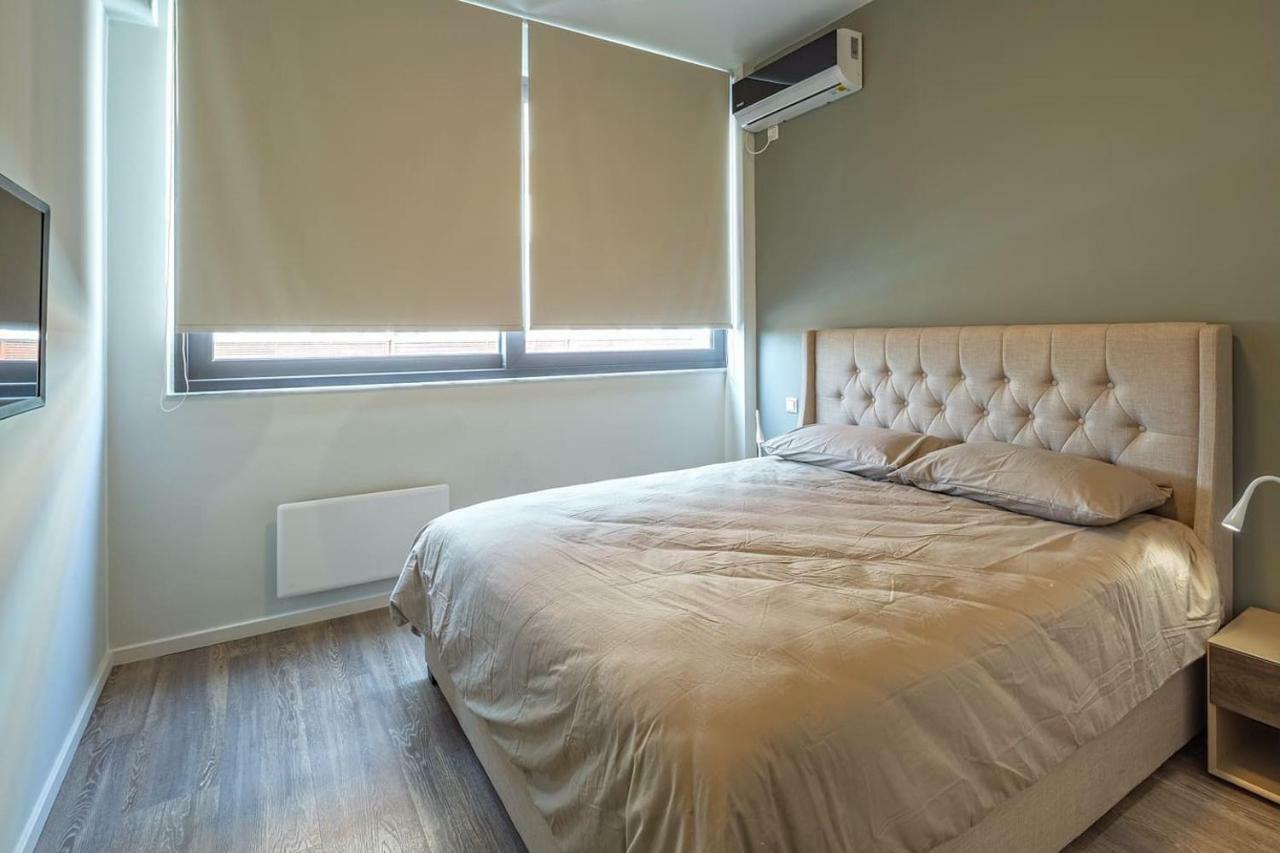 The Apartment 2 Bdrs/2 Baths Luxury Residence เอเธนส์ ภายนอก รูปภาพ